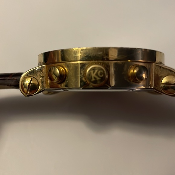 TECHNO COM. by Kc with Factory Diamond World Map face. - Picture 3 of 5